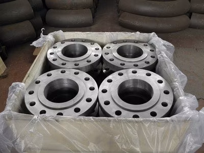 Flangia di saldatura forgiata in acciaio inossidabile lavorata a CNC ASME B16.5
